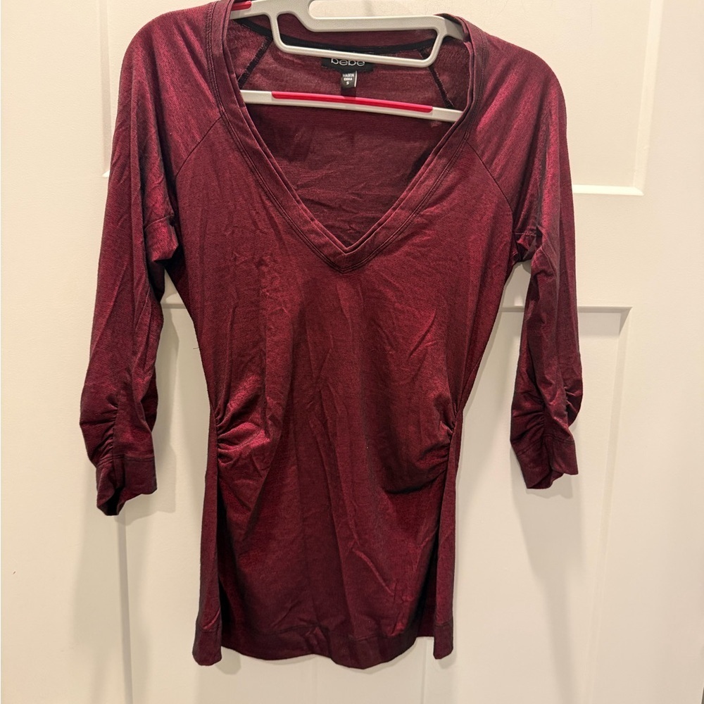 bebe Burgundy Rhinestone Logo V-Neck Top S | Long Sleeve Ruched